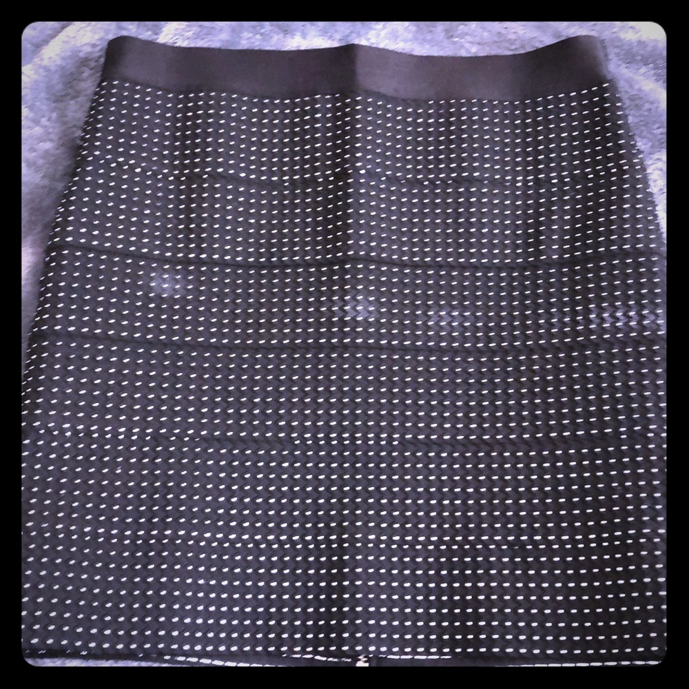 💵H&M Hight Waisted Skirt